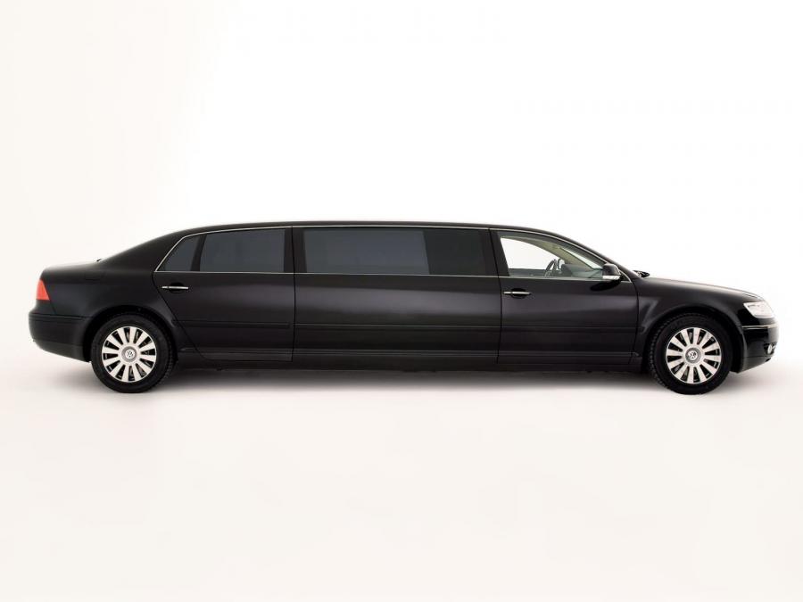  Volkswagen Phaeton Individual Lounge Study 2005 года  (фото 4 из 11)
